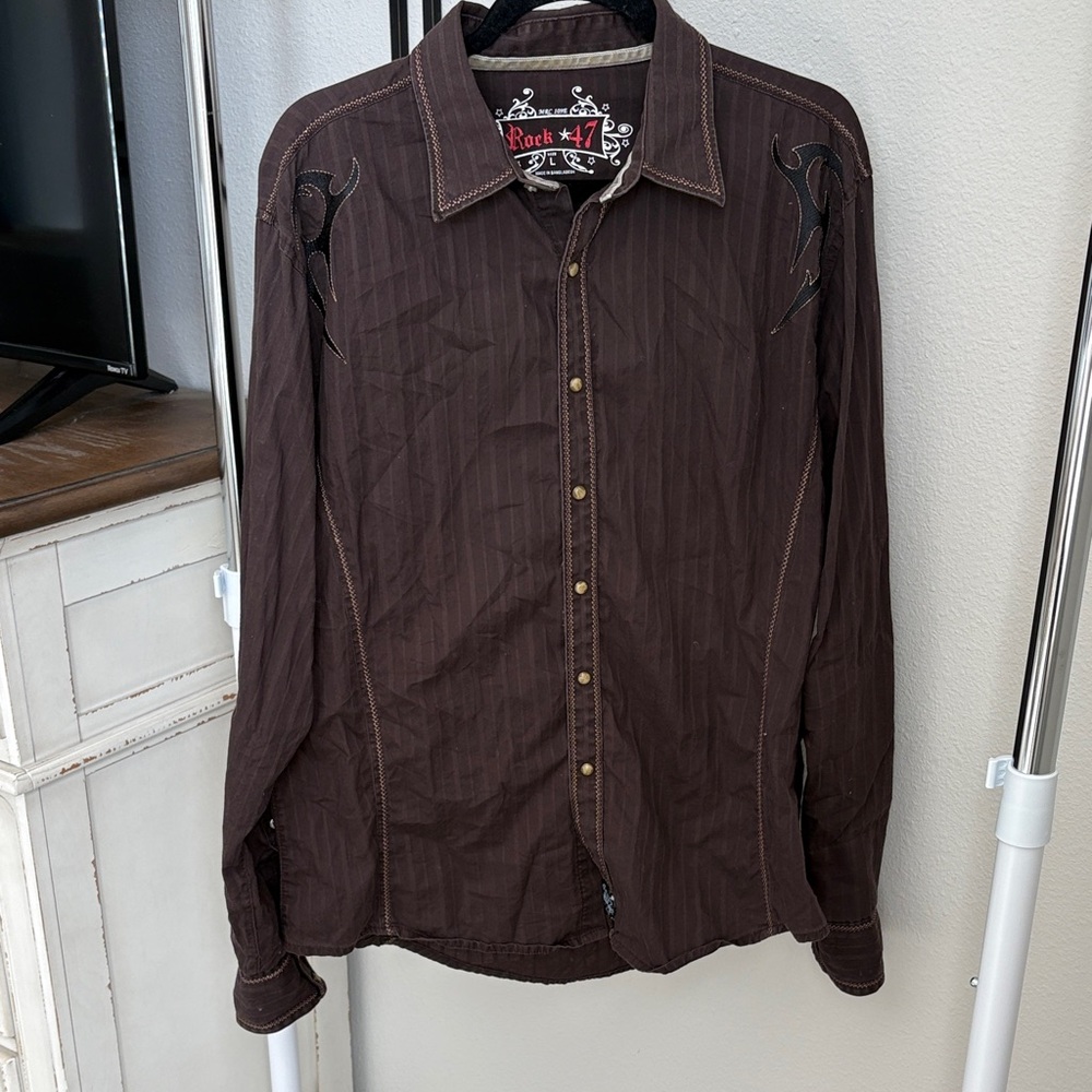Men's Brown Button-Up Shirt